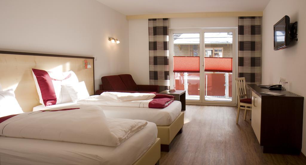 Sporthotel Bergheim Ζόλντεν Εξωτερικό φωτογραφία